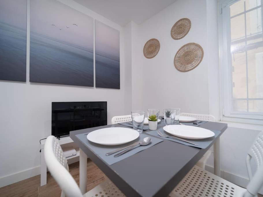 Appartement Tout Equipe Au Coeur Du Panier Vieux Port Marseille Eksteriør bilde