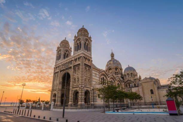 Appartement Tout Equipe Au Coeur Du Panier Vieux Port Marseille Eksteriør bilde